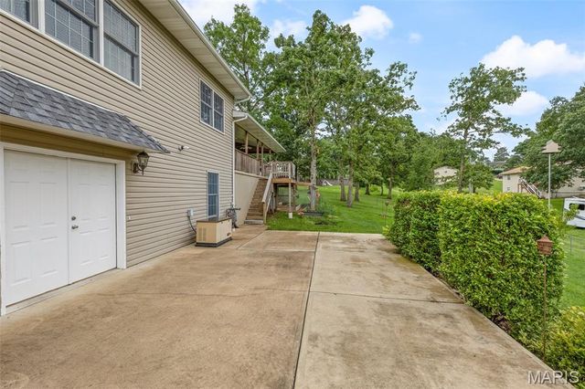 1700 N 6th Street, De Soto, MO 63020