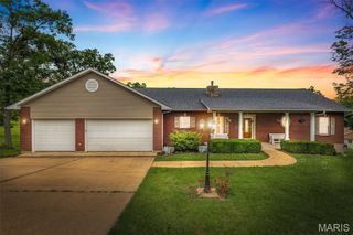 1700 N 6th Street, De Soto, MO 63020