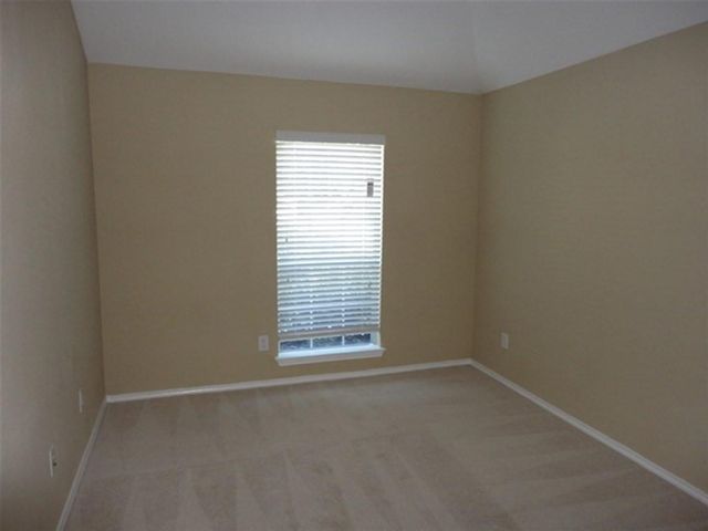 4642 Early Autumn Court, Humble, TX 77396
