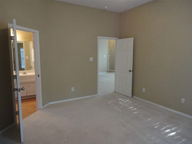 4642 Early Autumn Court, Humble, TX 77396