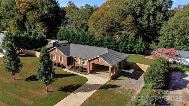 11001 S Hampton Drive, Mint Hill, NC 28227
