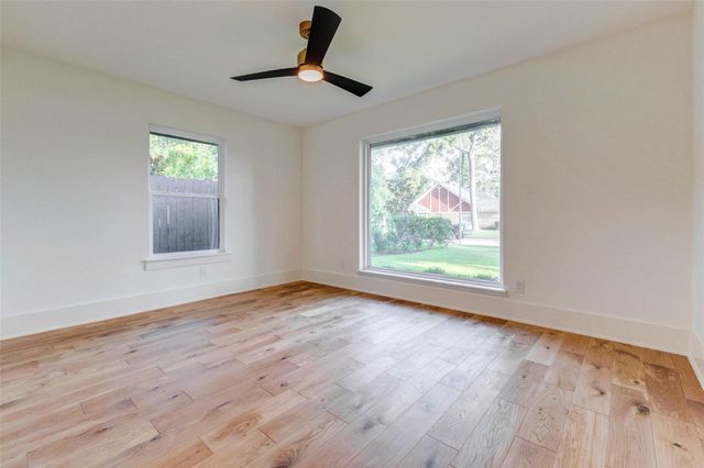 10506 Knoboak Drive, Houston, TX 77043