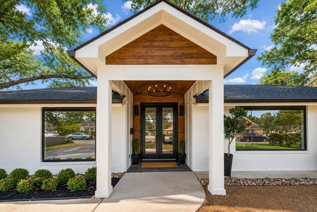 10506 Knoboak Drive, Houston, TX 77043