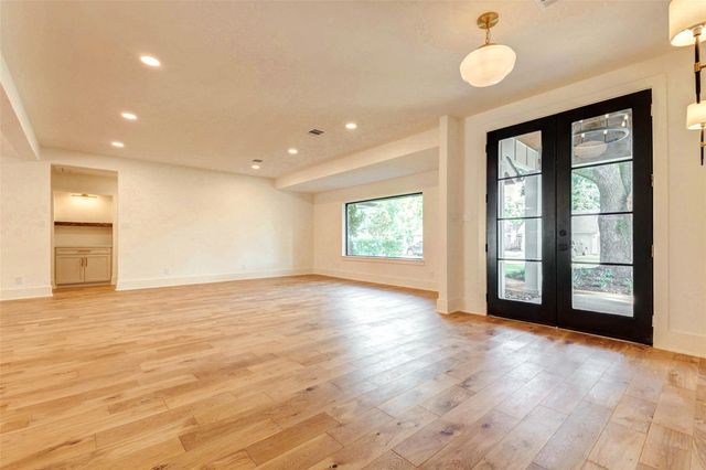 10506 Knoboak Drive, Houston, TX 77043