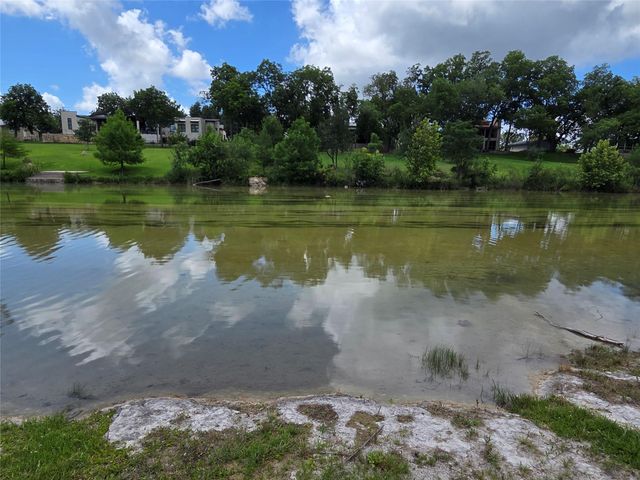 1834 Flite Acres RD, Wimberley, TX 78676