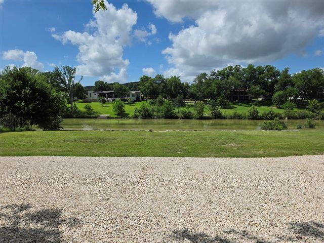 1834 Flite Acres RD, Wimberley, TX 78676