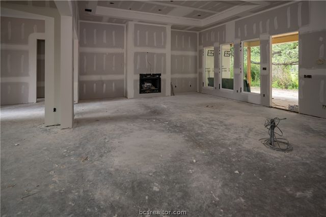 716 Edgewood Drive, Bryan, TX 77802