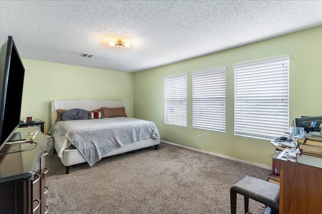 1298 Longleaf Drive, Cedar Hill, TX 75104