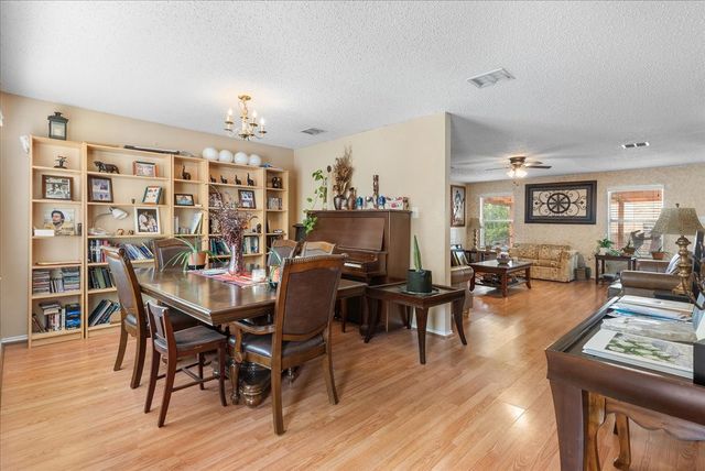 1298 Longleaf Drive, Cedar Hill, TX 75104