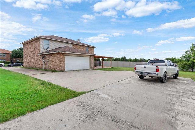 1298 Longleaf Drive, Cedar Hill, TX 75104