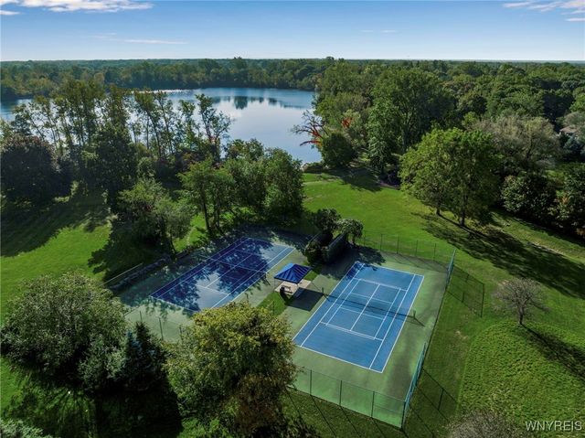 9678 Cobblestone Drive, Clarence, NY 14031