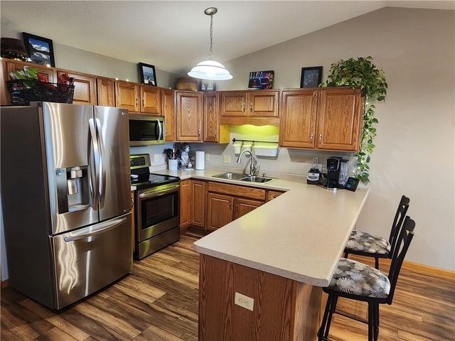 3032 Old Orchard Road, Eau Claire, WI 54703