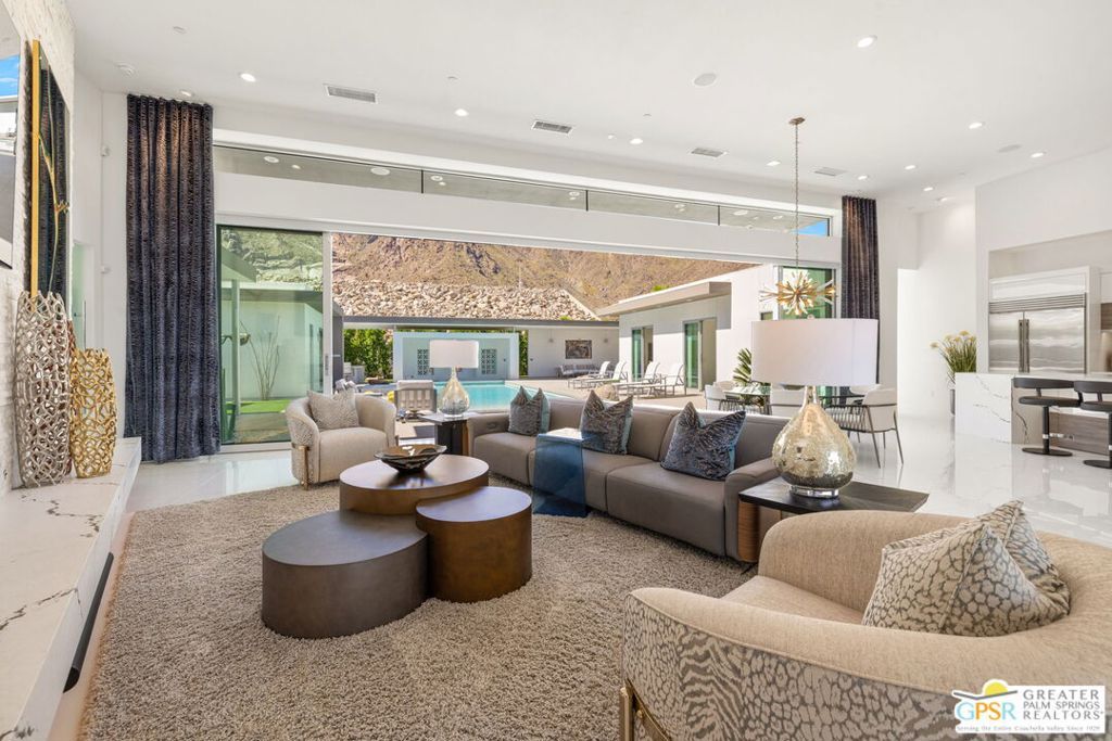 Image 22 of property listing at 979 Las Palmas Estates Drive, Palm Springs, CA 92262