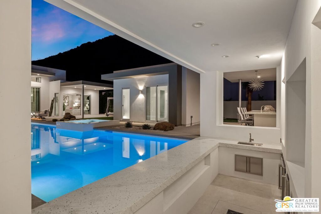 Image 31 of property listing at 979 Las Palmas Estates Drive, Palm Springs, CA 92262