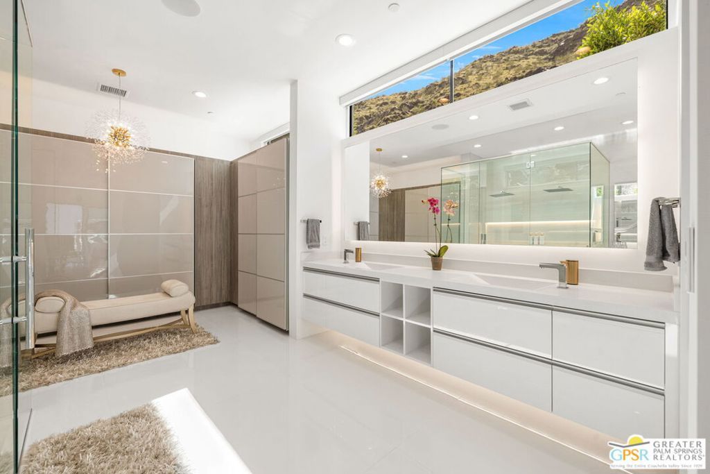 Image 44 of property listing at 979 Las Palmas Estates Drive, Palm Springs, CA 92262