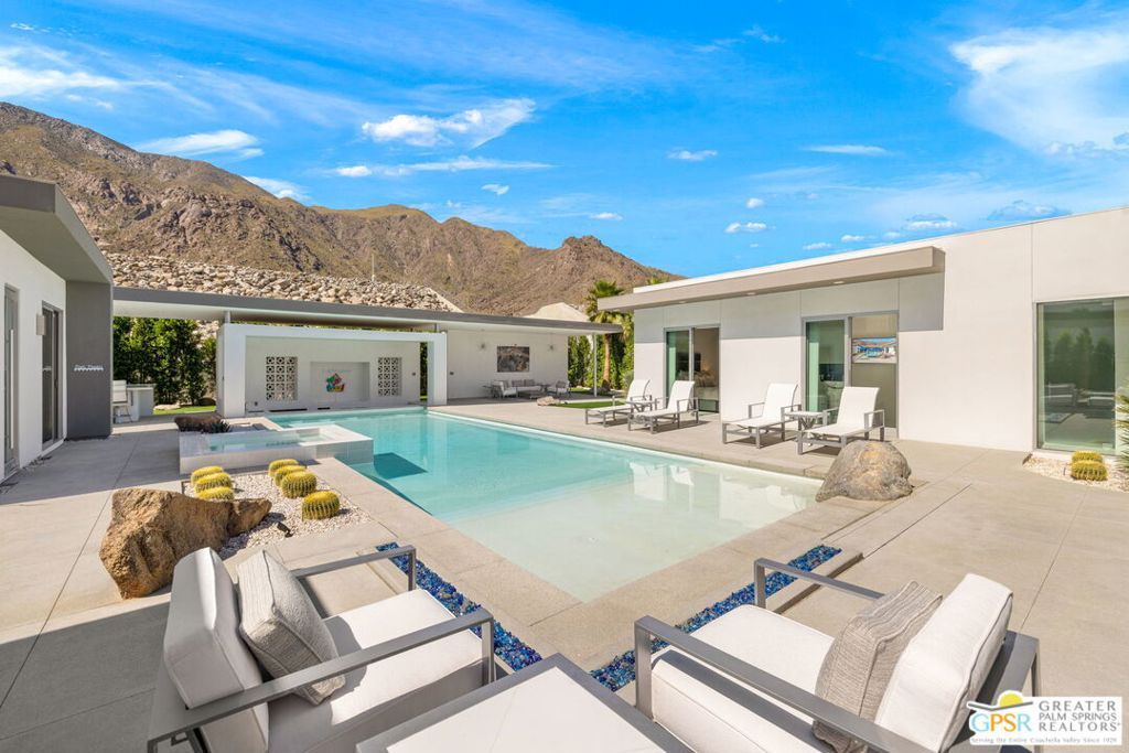 Image 7 of property listing at 979 Las Palmas Estates Drive, Palm Springs, CA 92262