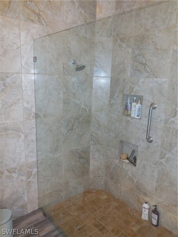 5267 Hawkesbury WAY, Naples, FL 34119