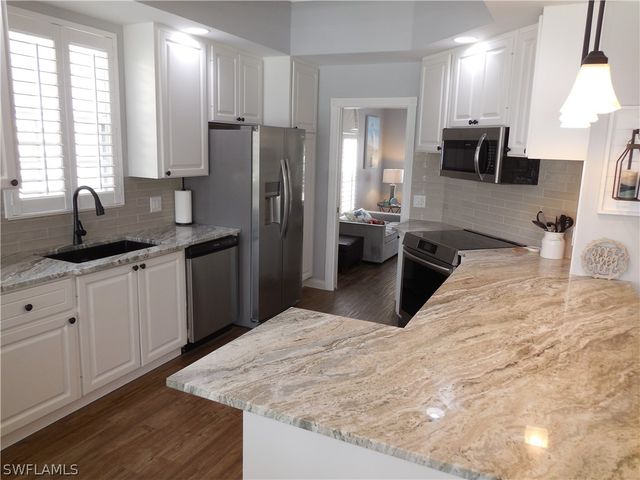 5267 Hawkesbury WAY, Naples, FL 34119