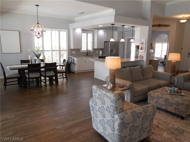 5267 Hawkesbury WAY, Naples, FL 34119