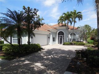 5267 Hawkesbury WAY, Naples, FL 34119