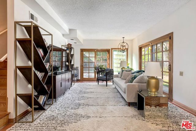 4151 Terraza Drive, Los Angeles, CA 90008