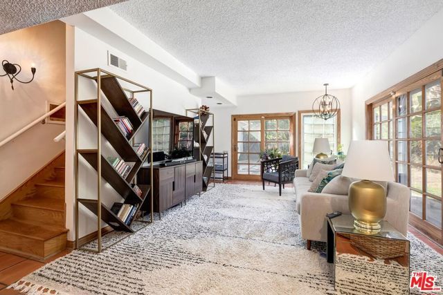 4151 Terraza Drive, Los Angeles, CA 90008