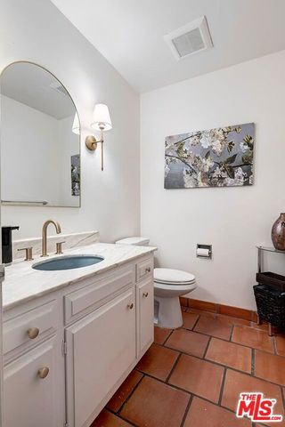 4151 Terraza Drive, Los Angeles, CA 90008