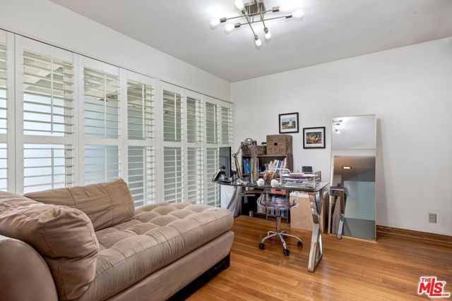 4151 Terraza Drive, Los Angeles, CA 90008