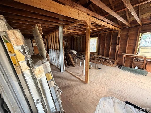 430 Tecumseh Street, St Charles, MO 63301