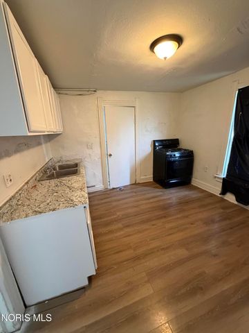 1428 South Avenue, Toledo, OH 43609