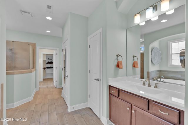 6053 Shore Park Drive, Leland, NC 28451