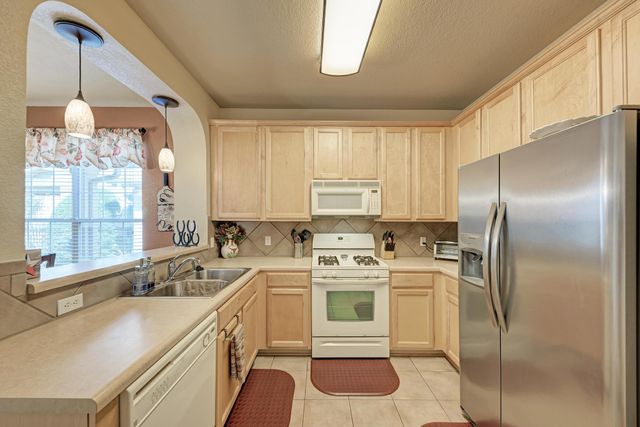 16100 S Great Oaks DR 602, Round Rock, TX 78681