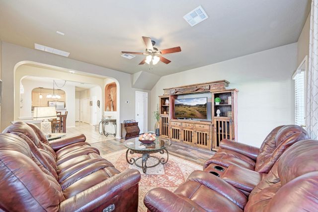 16100 S Great Oaks DR 602, Round Rock, TX 78681