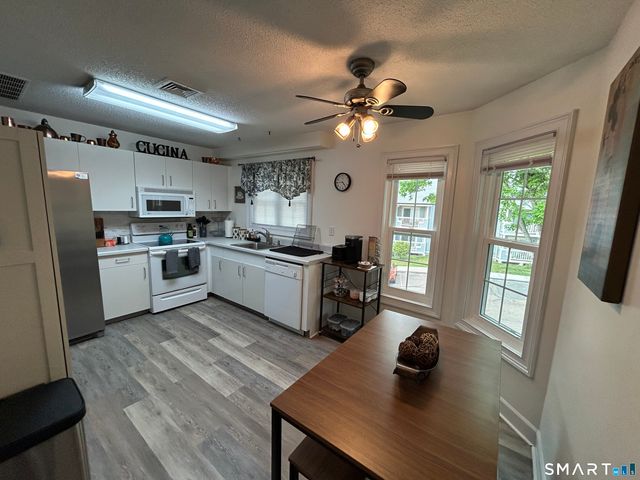 75 Redwood Drive 708, East Haven, CT 06513