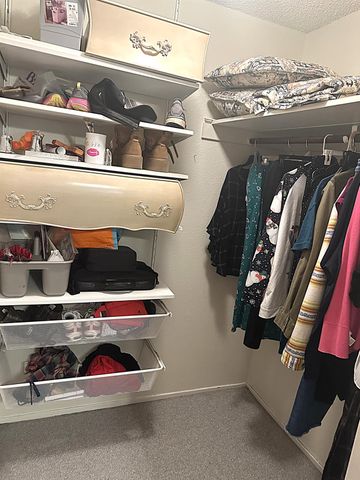 9112 Grove St, Elk Grove, CA 95624