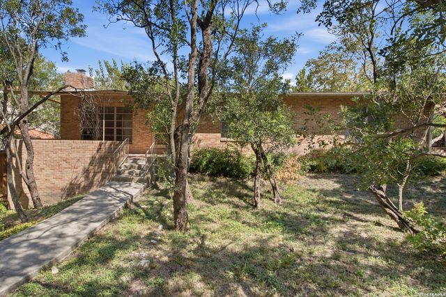 207 CANYON DR, San Antonio, TX 78209