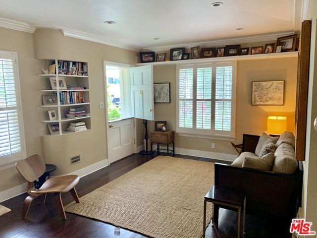 1309 Warnall Avenue, Los Angeles, CA 90024