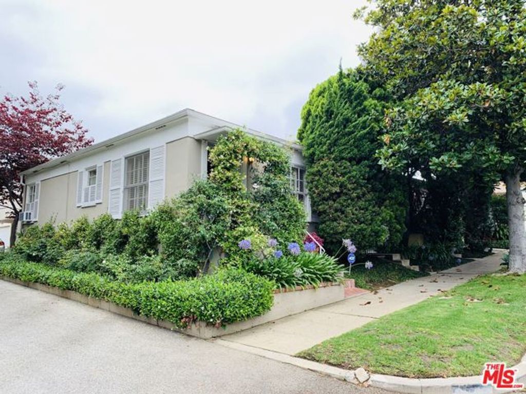 1309 Warnall Avenue, Los Angeles, CA 90024