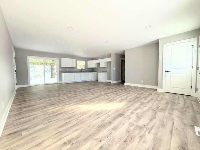 518 S Sullivan Avenue, Fremont, MI 49412