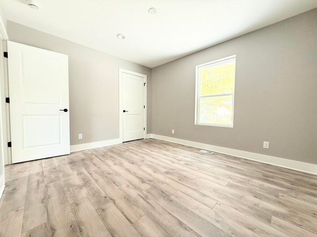 518 S Sullivan Avenue, Fremont, MI 49412