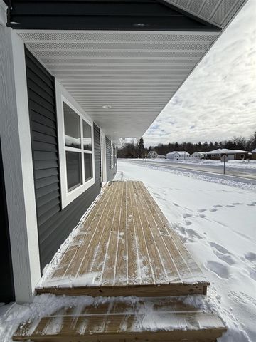 518 S Sullivan Avenue, Fremont, MI 49412