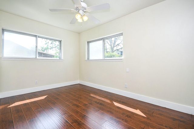 134 4th Street, Sugar Land, TX 77498