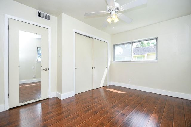 134 4th Street, Sugar Land, TX 77498