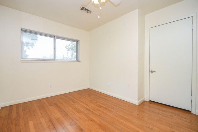 134 4th Street, Sugar Land, TX 77498