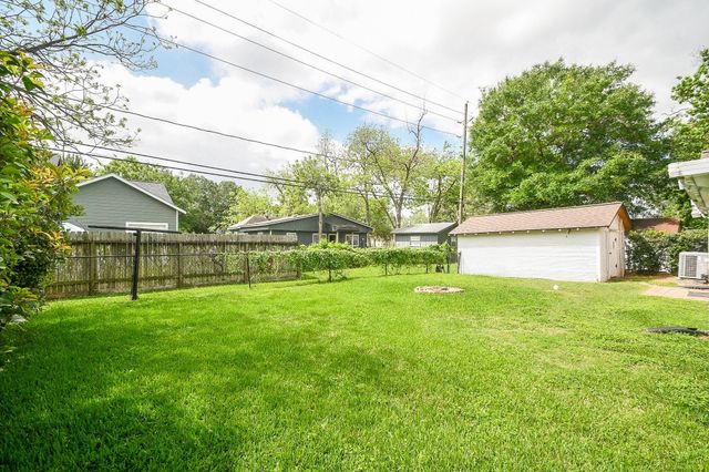 134 4th Street, Sugar Land, TX 77498