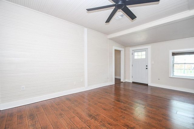 134 4th Street, Sugar Land, TX 77498