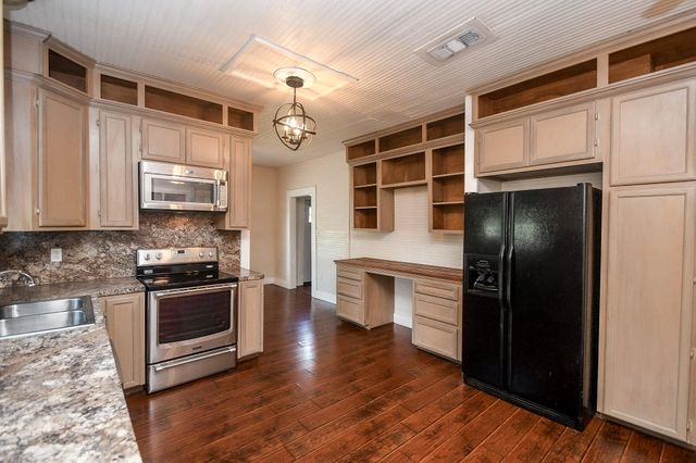 134 4th Street, Sugar Land, TX 77498