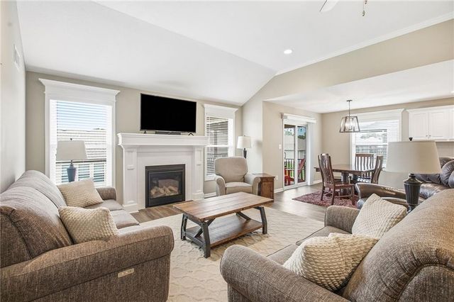 1819 N Keenan Street, Independence, MO 64058
