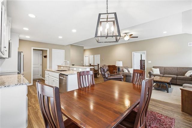 1819 N Keenan Street, Independence, MO 64058