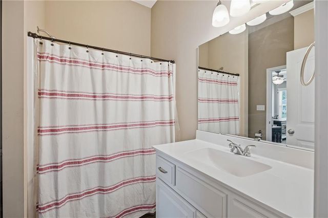 1819 N Keenan Street, Independence, MO 64058